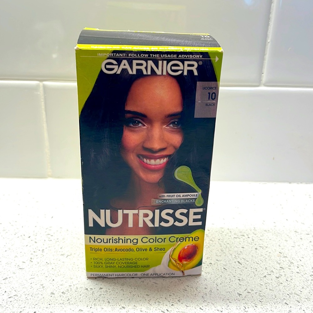 Garnier Nutrisse Nourishing Color Cream Hair Dye Black Licorice 10